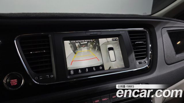 Kia Canival 2019 — photo 21