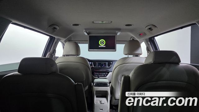 Kia Canival 2019 — photo 24