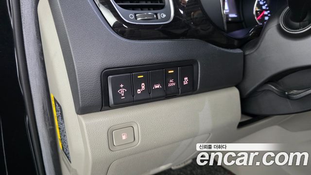Kia Canival 2019 — photo 30