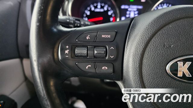 Kia Canival 2019 — photo 34