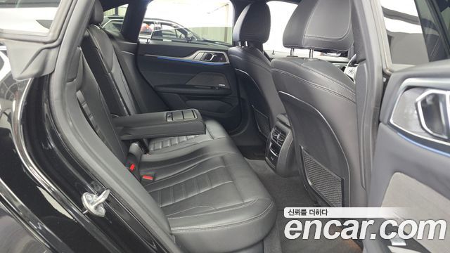 BMW i4 2023 — photo 18