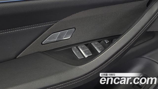 BMW i4 2023 — photo 27