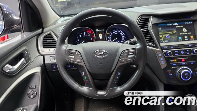 Hyundai Santafe 2016 — photo 13