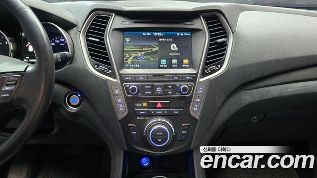 Hyundai Santafe 2016 — photo 14