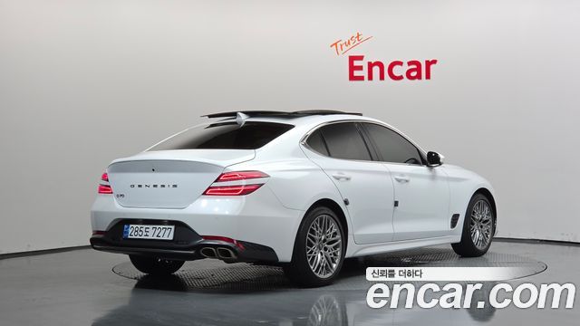 Genesis G70 2023 — photo 2
