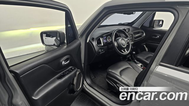 Jeep Renegade 2020 — photo 17