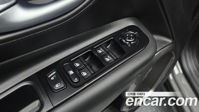 Jeep Renegade 2020 — photo 27