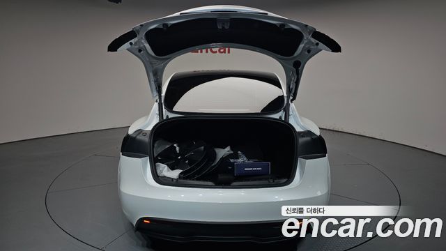 Tesla Model 3 2025 — photo 26