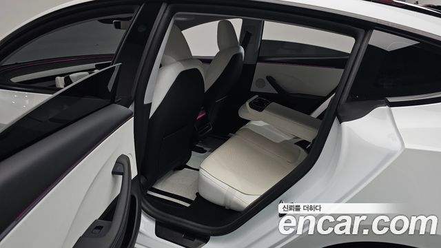 Tesla Model 3 2025 — photo 16