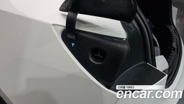 Tesla Model 3 2025 — photo 34