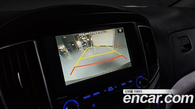 Hyundai Starex 2019 — photo 21