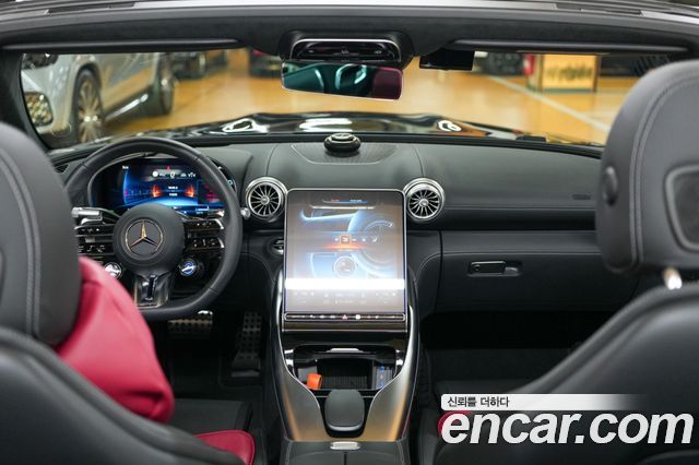 Mercedes-Benz SL-Class 2024 — photo 19