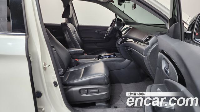 Honda Pilot 2019 — photo 16