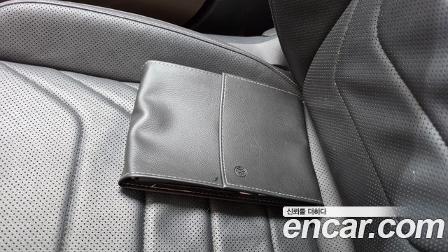 Volkswagen Jetta 2021 — photo 21