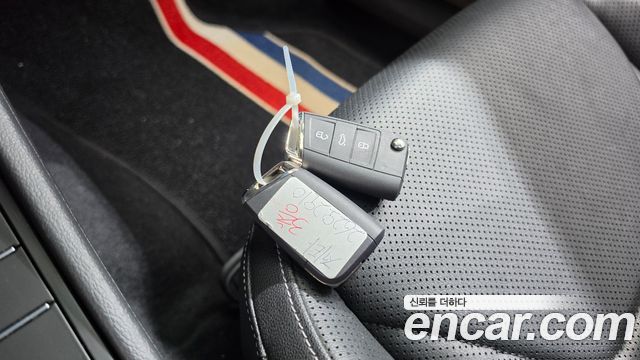 Volkswagen Jetta 2021 — photo 22