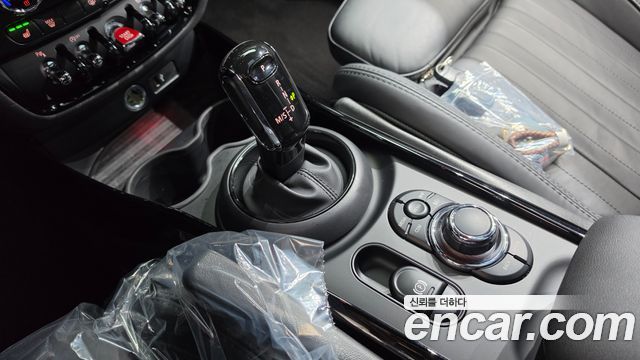 Mini Clubman 2023 — photo 12