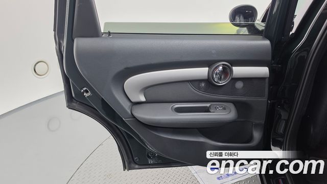 Mini Clubman 2023 — photo 15