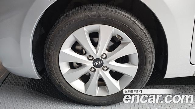 Hyundai Accent 2017 — photo 5