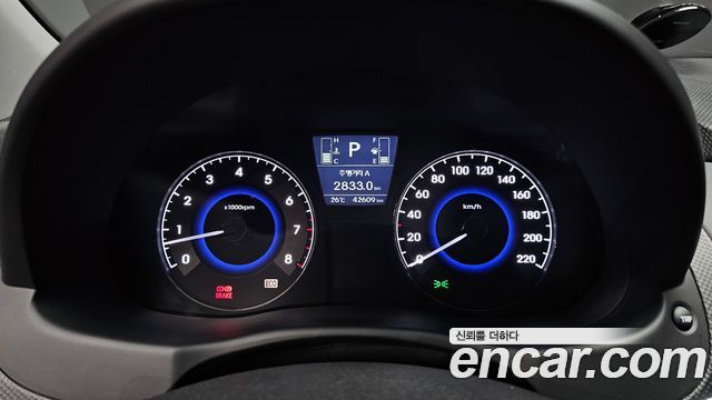 Hyundai Accent 2017 — photo 11
