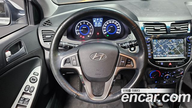 Hyundai Accent 2017 — photo 19