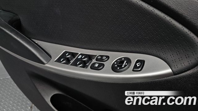 Hyundai Accent 2017 — photo 20