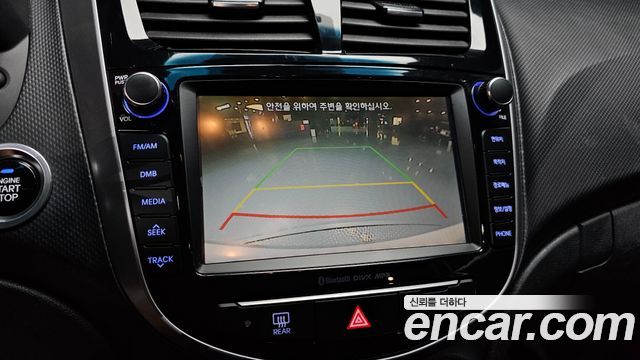 Hyundai Accent 2017 — photo 24