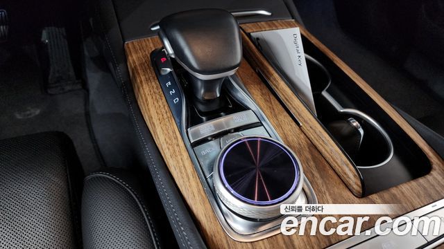 Kia K9 2022 — photo 12