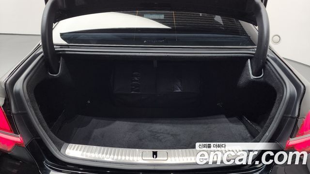 Kia K9 2022 — photo 25