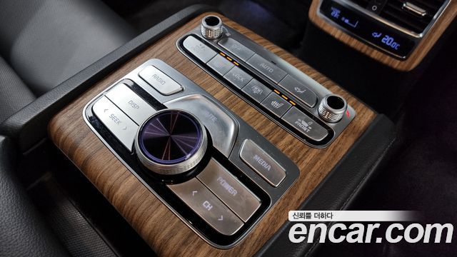 Kia K9 2022 — photo 37