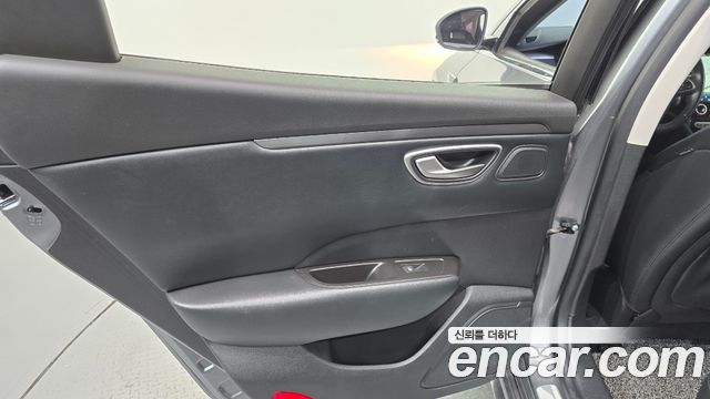 Renault Korea SM6 2017 — photo 15