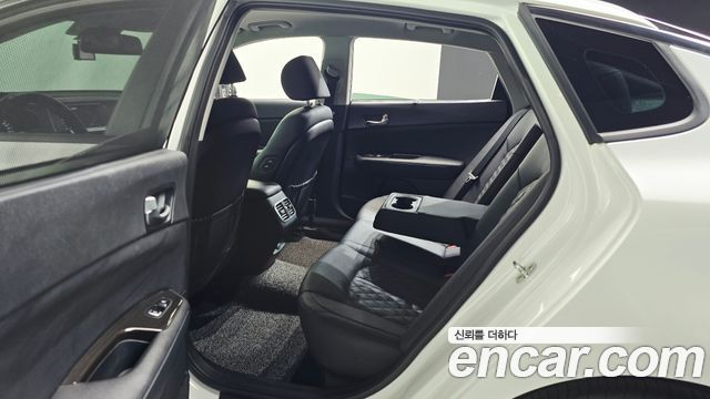 Kia K5 2020 — photo 18