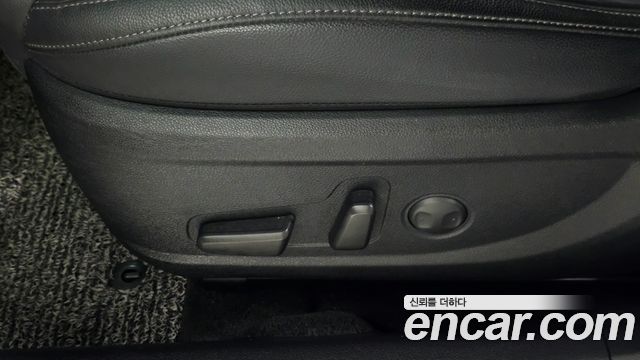 Kia K5 2020 — photo 32