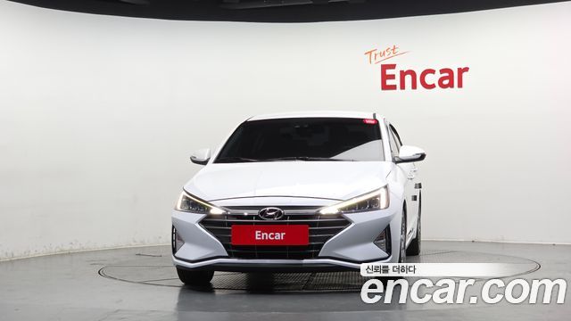 Hyundai AVANTE 2019 — photo 3