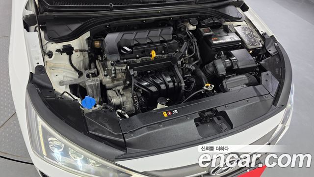 Hyundai AVANTE 2019 — photo 6
