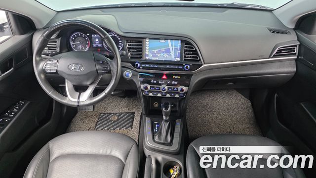 Hyundai AVANTE 2019 — photo 7