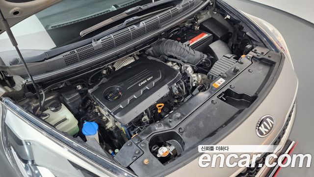 Kia Carens 2018 — photo 6