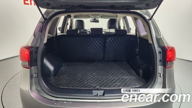 Kia Carens 2018 — photo 21