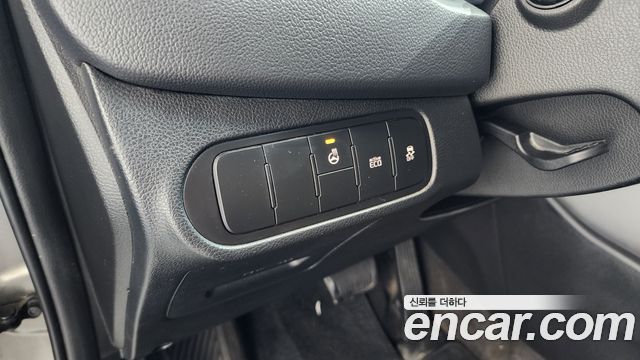 Kia Carens 2018 — photo 24