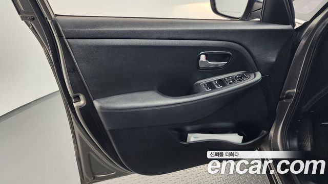 Kia Carens 2018 — photo 14