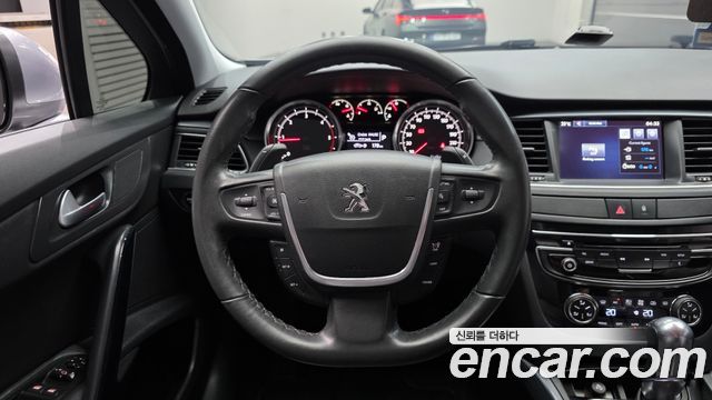 Peugeot 508 2017 — photo 12