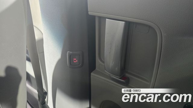 Kia Canival 2016 — photo 14