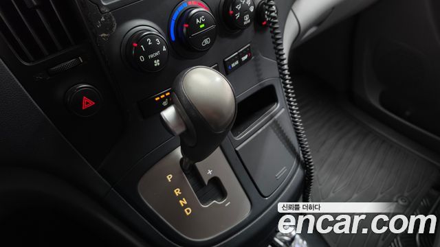 Hyundai Starex 2014 — photo 12