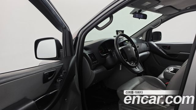 Hyundai Starex 2014 — photo 13