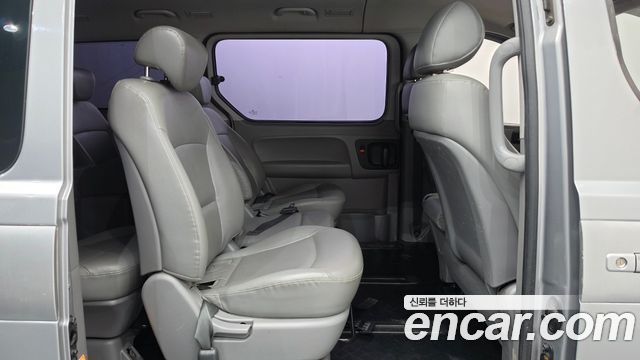 Hyundai Starex 2014 — photo 17