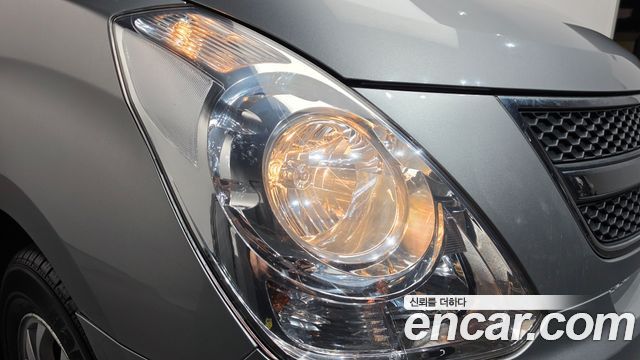 Hyundai Starex 2014 — photo 8