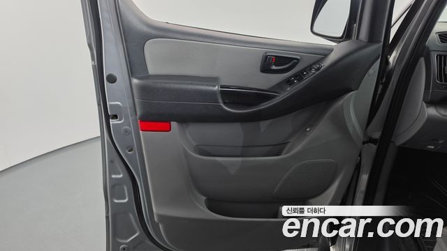 Hyundai Starex 2014 — photo 14