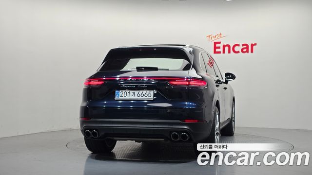 Porsche Cayenne 2020 — photo 4