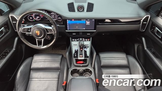 Porsche Cayenne 2020 — photo 7