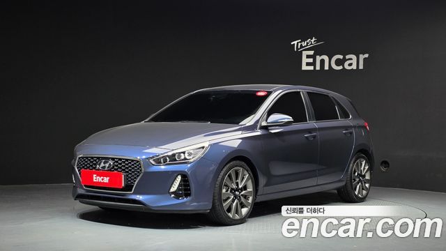 Hyundai i30 2018 — photo 1