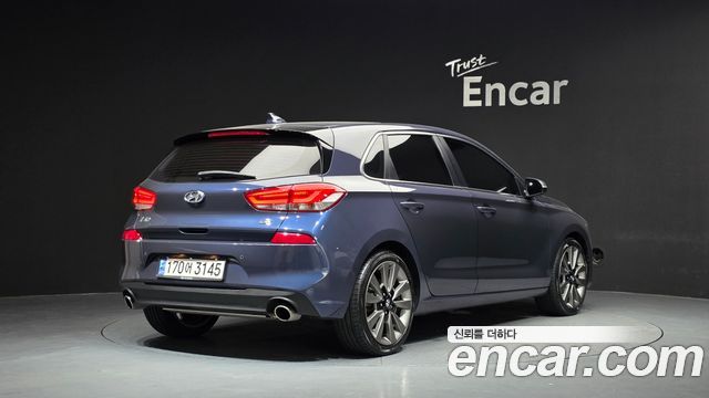 Hyundai i30 2018 — photo 2